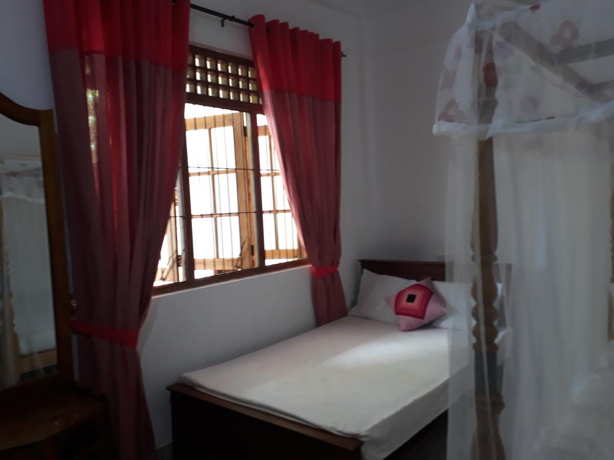 Green Villa Anuradhapura Exterior photo